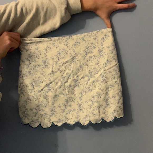 Xs blue and white mini skirt - Picture 2 of 3